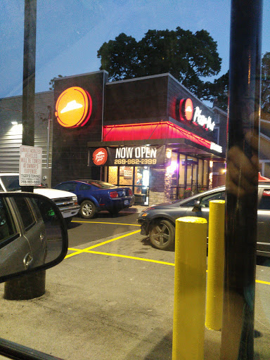 Pizza Restaurant «Pizza Hut», reviews and photos, 724 Capital Ave NE, Battle Creek, MI 49017, USA