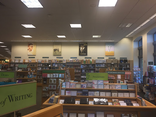 Book Store «Barnes & Noble», reviews and photos, 300 Indian Lake Blvd, Hendersonville, TN 37075, USA