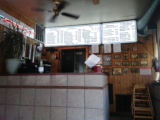 Hamburger Restaurant «Mini Corral Hamburgers», reviews and photos, 1500 Main St, Alton, IL 62002, USA