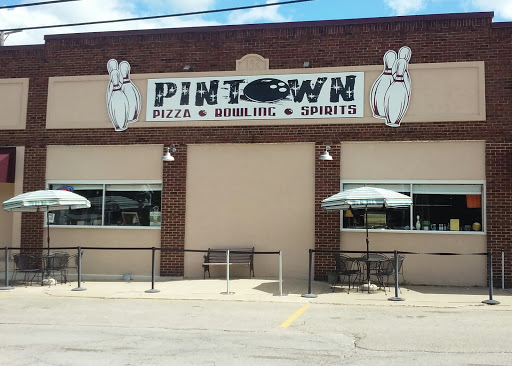 Pizza Restaurant «Pintown Pizza», reviews and photos, 142 N Saginaw St, Chesaning, MI 48616, USA