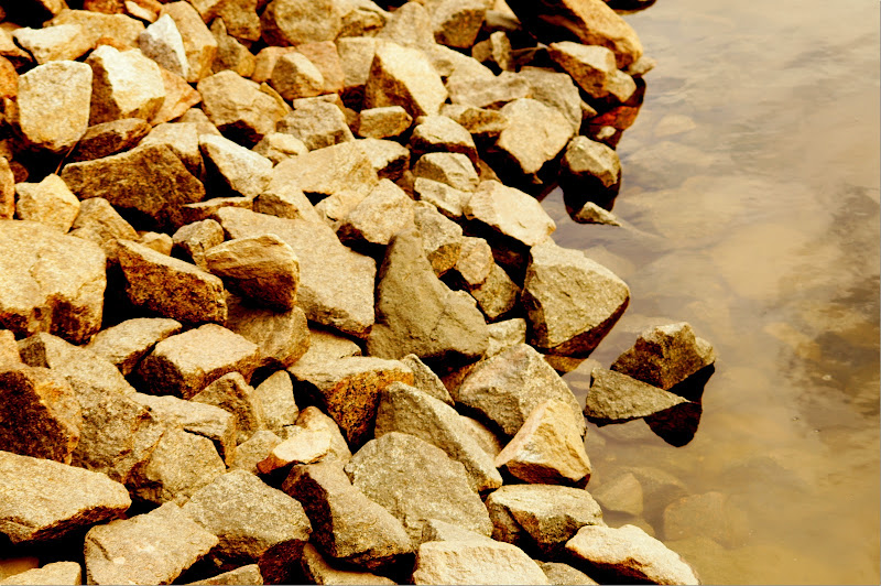 Rocks on the riverside free photo for doanload online.