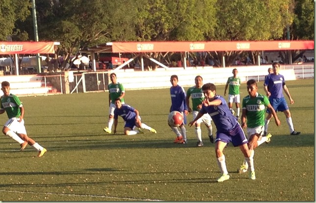 Tuxpan contra San José-primera fuerza (1)