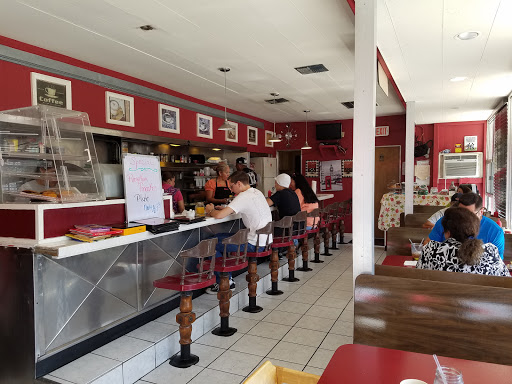 Fast Food Restaurant «The Hut Diner», reviews and photos, 1610 Fredericksburg Rd, San Antonio, TX 78201, USA