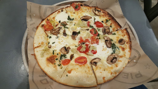 Pizza Restaurant «Pieology Pizzeria, Greensboro / Friendly Center», reviews and photos, 3316 W Friendly Ave #101, Greensboro, NC 27408, USA