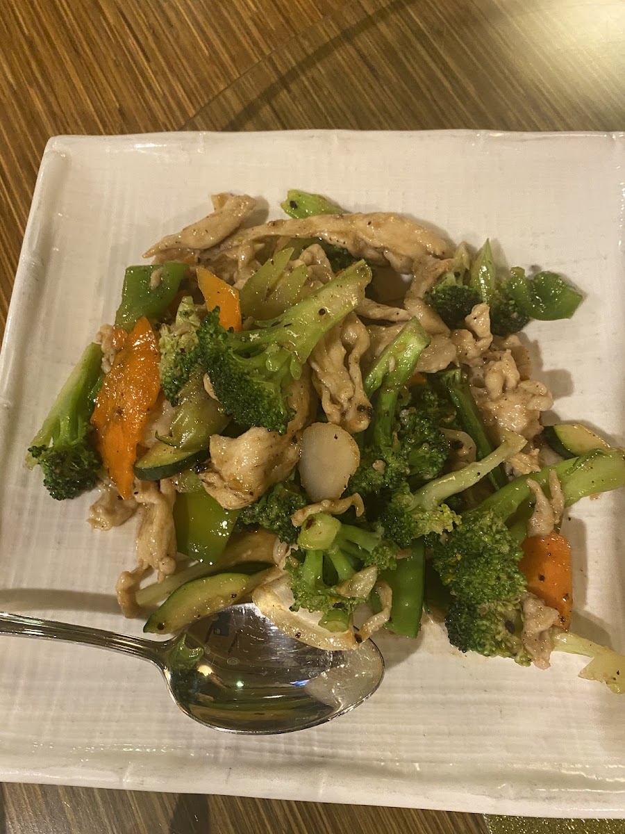 Chicken and vegetable dish