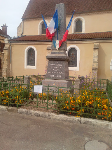 Monument Aux Morts Cezy