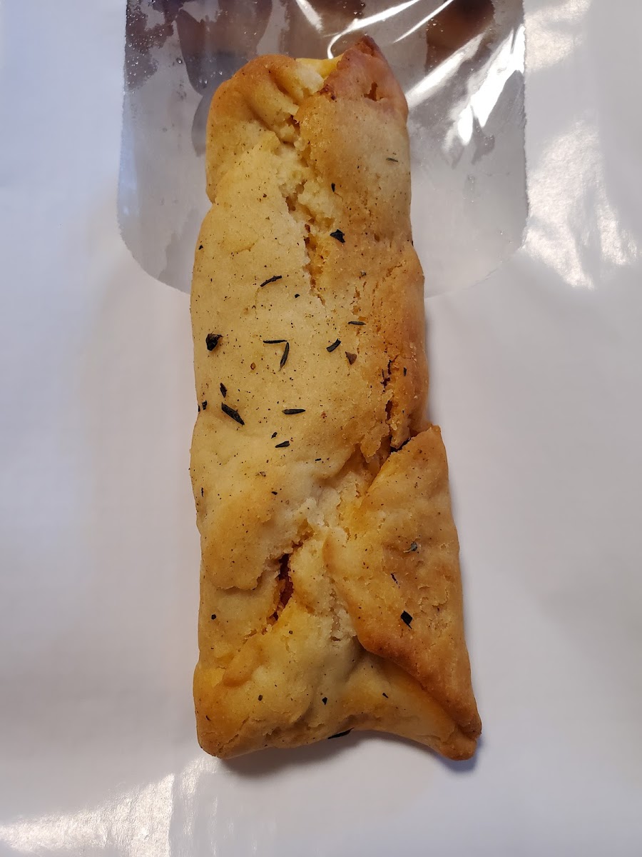 GF pepperoni roll