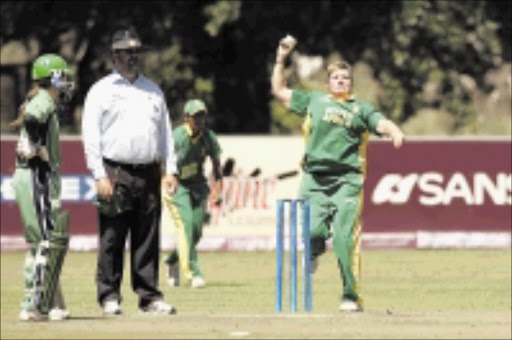SPIN WIZ: New SA women's cricket squad skipper Sunette Loubser bowls during the ICC Womens World Cup qualifiers semifinal against Ireland at the University of Stellenbosch in Cape Town last year. 22/02/08. Pic. Tertius Pickard. © Gallo Images.