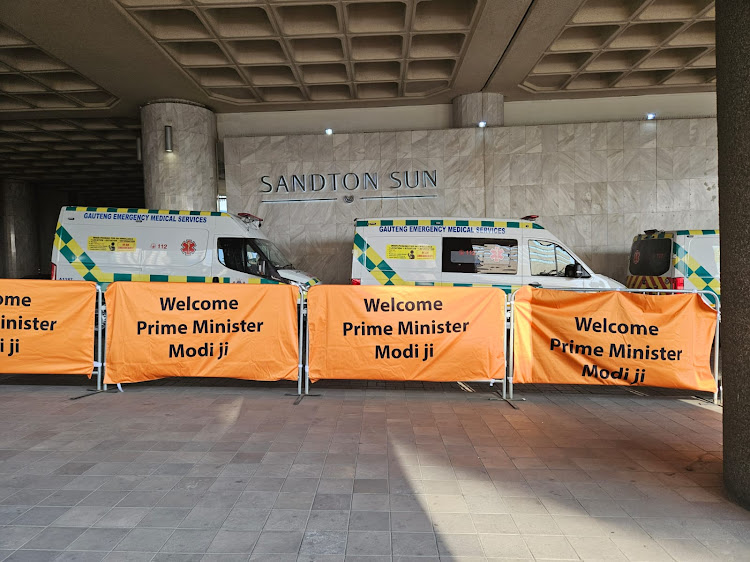 The Sandton Sun Hotel welcomed Indian Prime Minister Narendra Modi in style on Tuesday afternoon.
