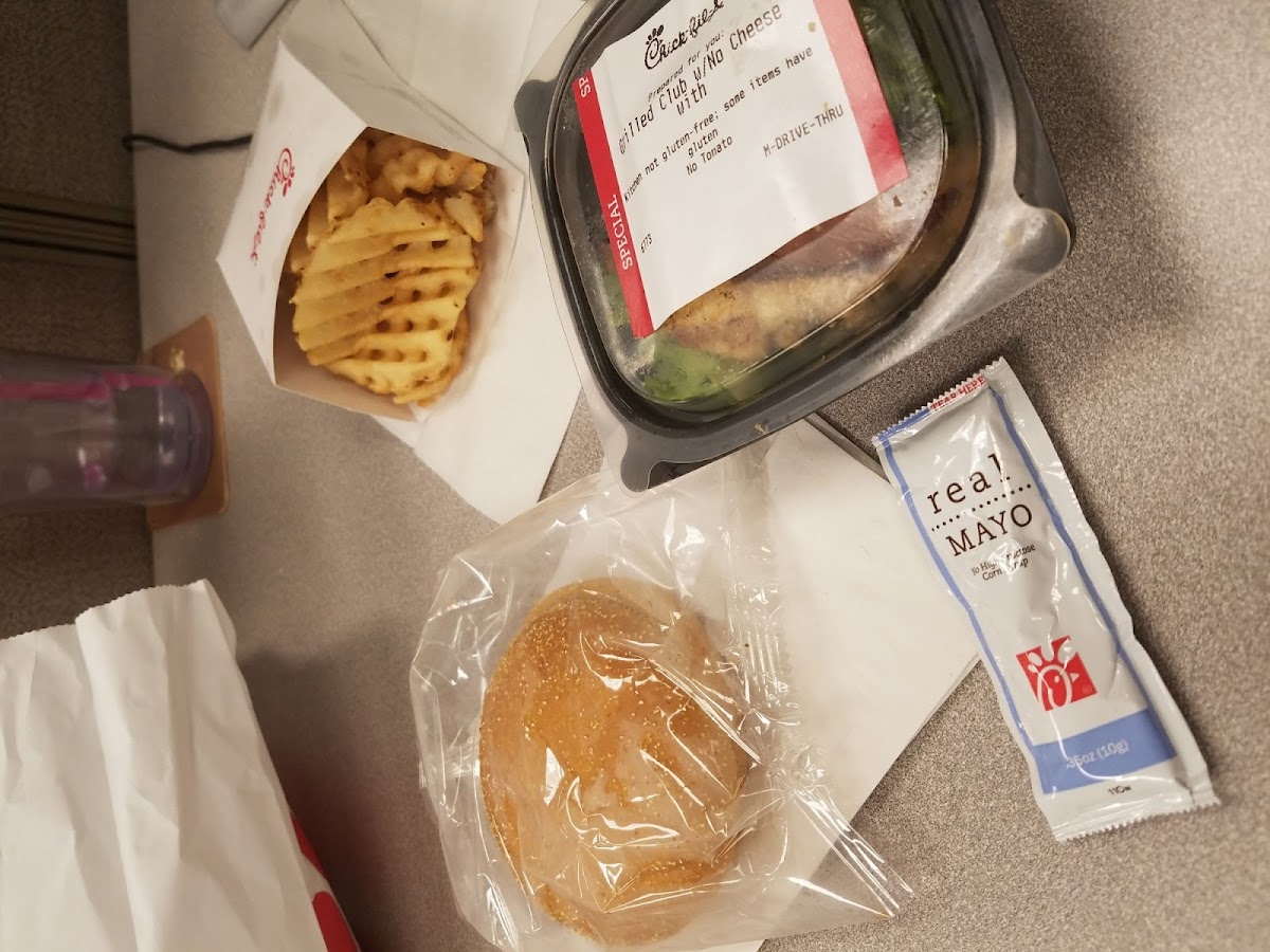 Gluten-Free Bread/Buns at Chick-fil-A