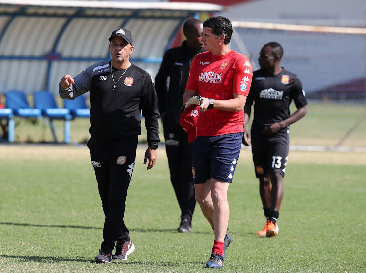 Highlands Park head coach Owen da Gama with goalkeeper coach Rowen Fernandez and striker Rodney Ramagalela at training.