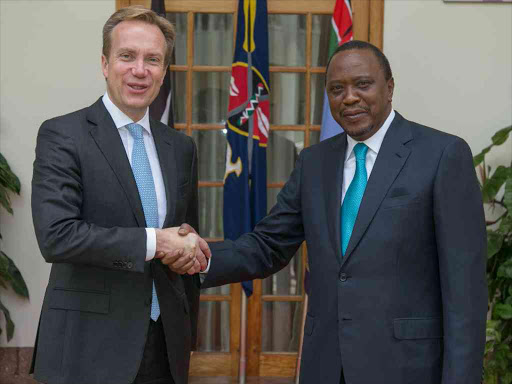 President Uhuru Kenyatta with Norwegian Foreign Affairs minister Berge Brende who paid him a courtesy call at State House in Nairobi , October 27, 2016. /PSCU