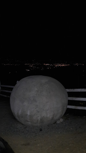 Esfera De Piedra
