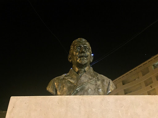 Statue José da Costa Mealha