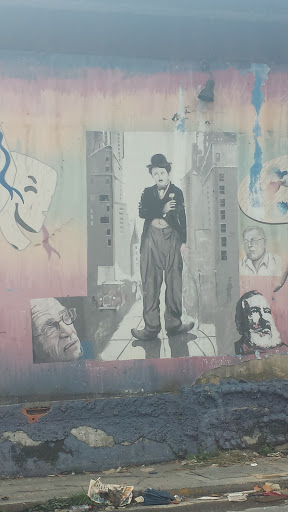 Mural Chaplin Y Otros Artistas