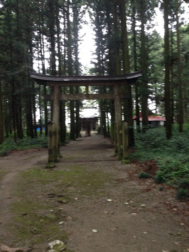 湯殿神社 鳥居