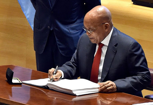 President Jacob Zuma of the Republic of South Africa signing the Treaty on Prohibition of Nuclear Weapons on the sidelines of the United General Assembly (UNGA72). / DIRCO