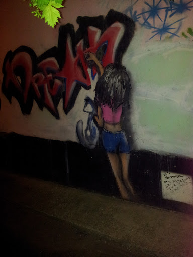 Графити Девушка