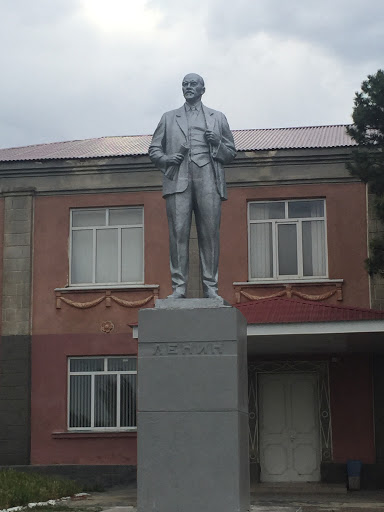 Ленин Красногвардейский