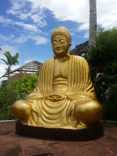 Golden Buddha Statue