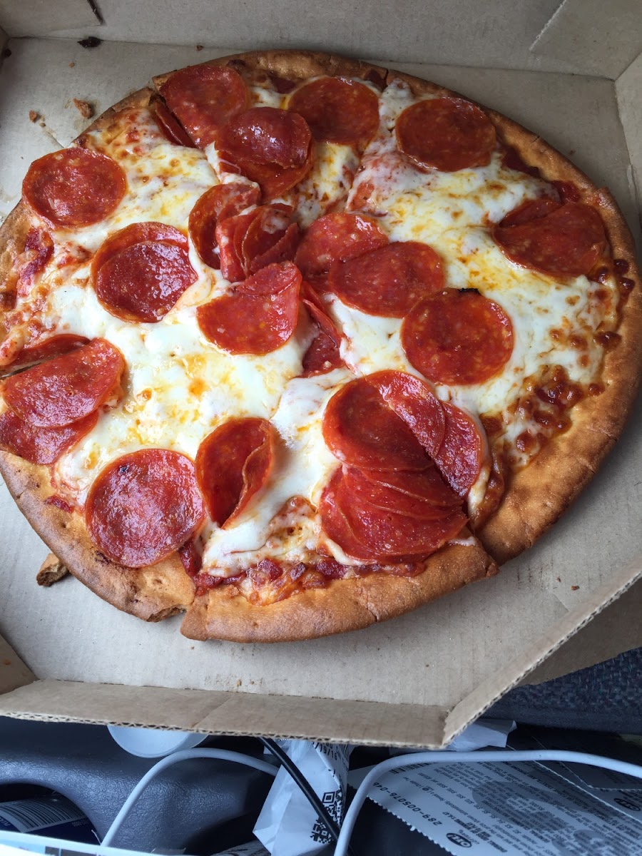 The pepperoni is a little stacked up, aside from that, looks good!
Will add review after today to see if I get sick!