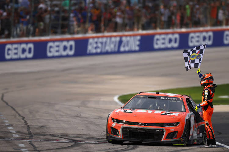 Chase Elliott broke a 42-race winless streak by holding off Ross Chastain in double overtime to win the NASCAR Cup Series' caution-filled AutoTrader EchoPark Automotive 400 at Texas Motor Speedway in Fort Worth.