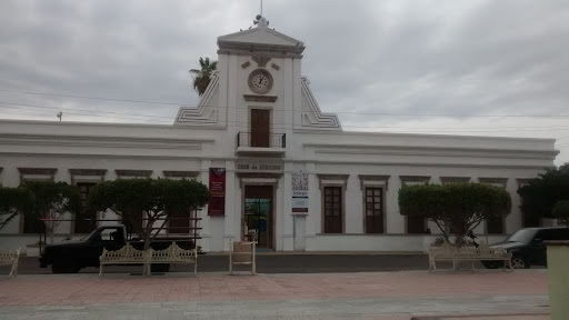 Antigua Casa De Gobierno