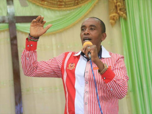 Kiambu senator Kimani Wamatangi speaking on Wednesday in Limuru town.