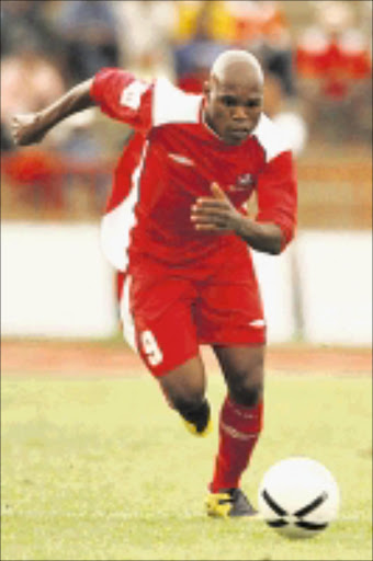 ITCHY FEET: Deadly Free State Stars striker Diyo Sibisi wants to be put on transfer. 09/03/2008. Pic. Lefty Shivambu. © Gallo Images.