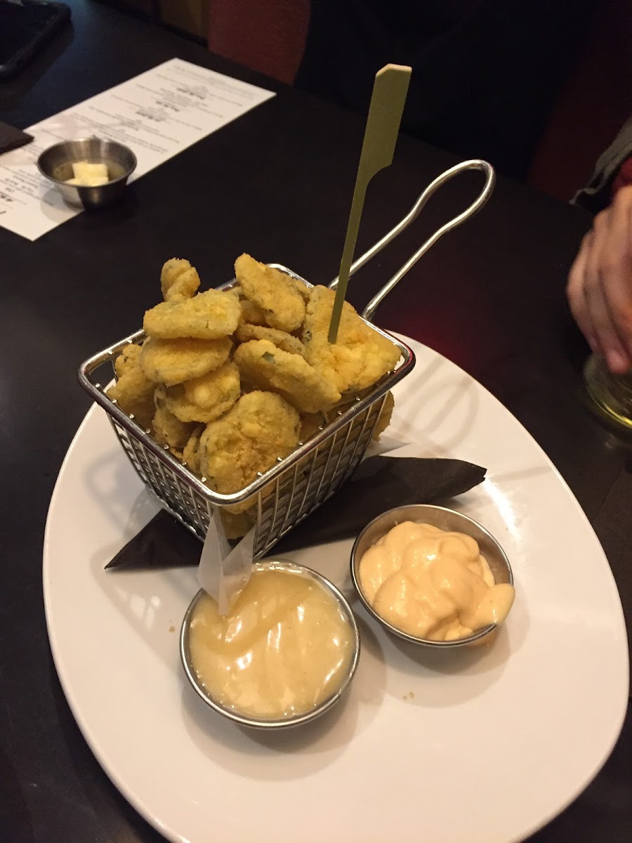 GLUTEN FREE FRIED PICKLES!! Also with an allergy sticker!