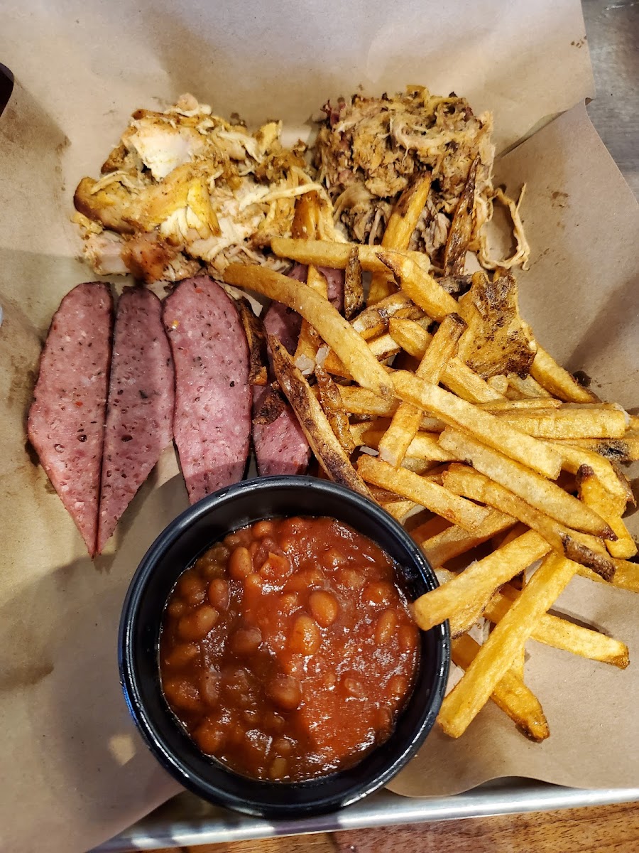 Pulled pork, pulled chicken, sausage, fries and baked beans, ALL GF