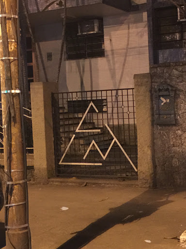 Triângulo Art