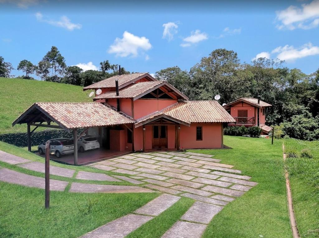 Casas à venda Condomínio Colonial Village II