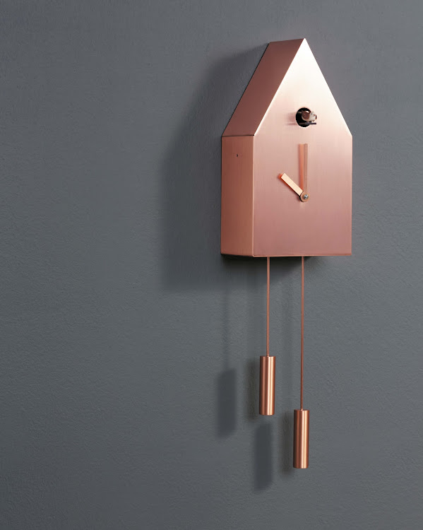 Progetti 24k copperplated cuckoo clock, R8 470. M Square Lifestyle Necessities: 011 447 0807