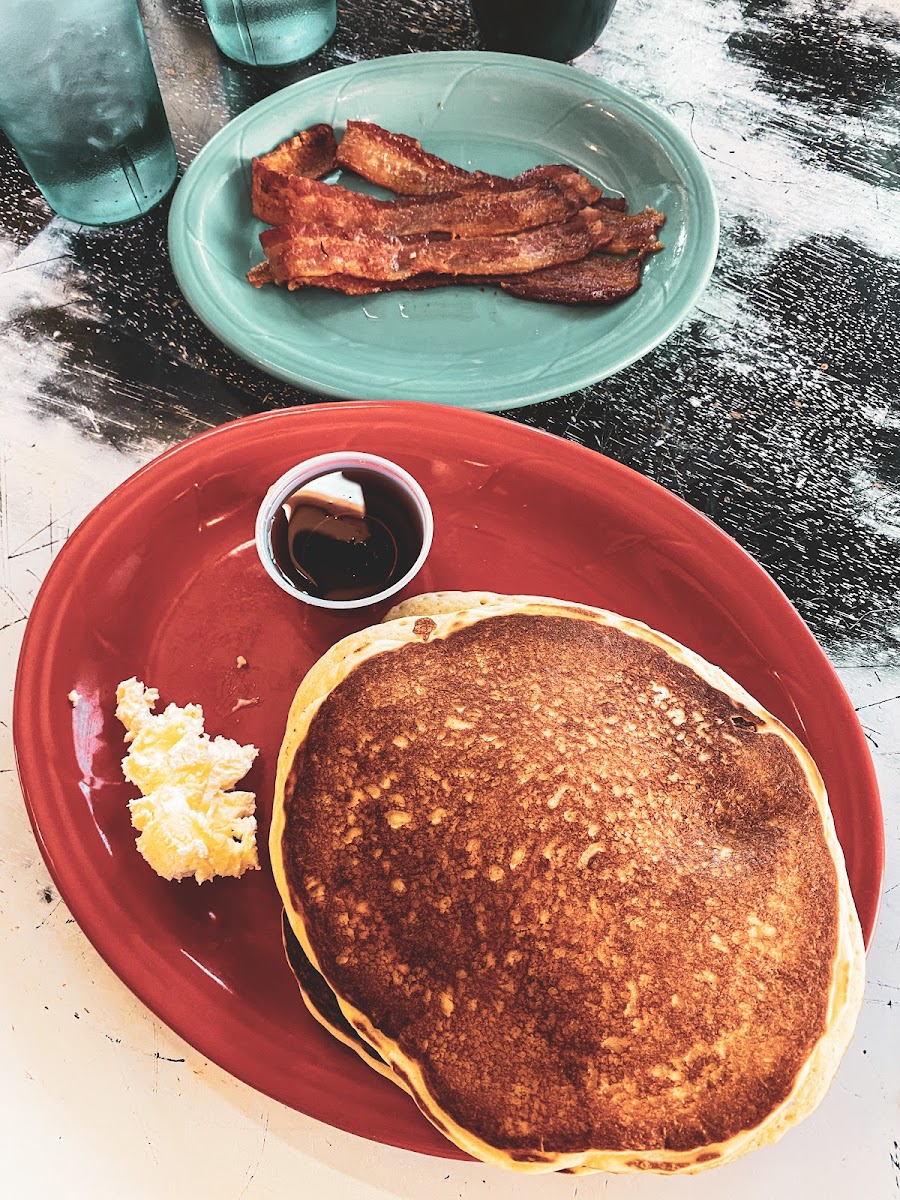Gluten-Free Pancakes at FlapJacks Breakfast & Grill