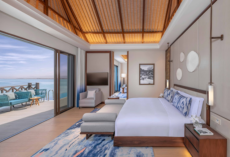 Anantara Mina Al Arab Ras Al Khaimah Resort Guest Room, Peninsula Sea View and Villa Bedroom.