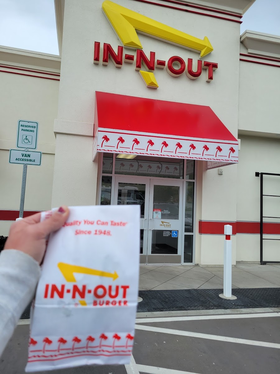 In-N-Out Burger gluten-free menu