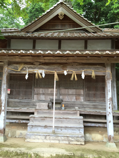 三角山神社祈祷所神楽殿