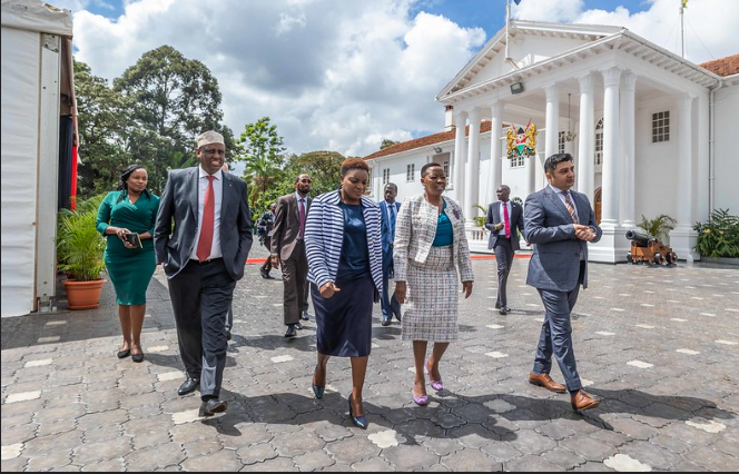 Health CS Susan Nakhumicha and First Lady Mama Rachel Ruto among other leaders during the flagging off of mobile clinics, fridges and transportation freezers at State House, Nairobi on November 6, 2023.