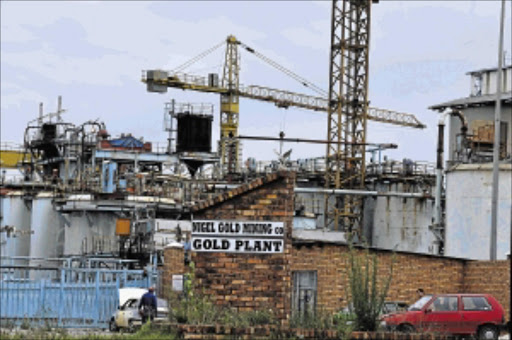 The Aurora mine in Grootvlei has been going to ruin since the company went into liquidation