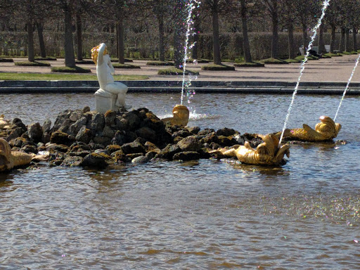 Statue in Peterhof