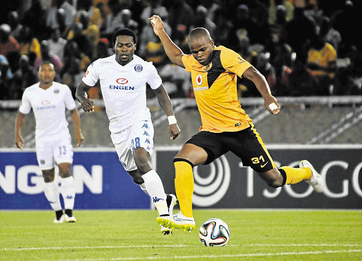 TAKING A CHANCE: Willard Katsande of Kaizer Chiefs in search of a goal during the Absa Premiership match against Supersport United at Peter Mokaba Stadium in Polokwane last night