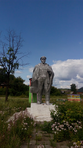 Луза Памятник Ленину