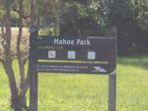 Mahoe Park