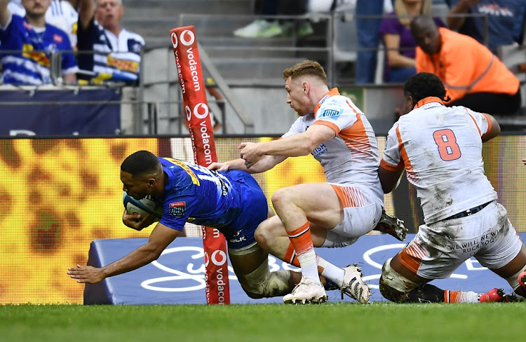 Suleiman Hartzenberg scores a try for the Stormers in their United Rugby Championship match against Edinburgh at Cape Town Stadium on Saturday.