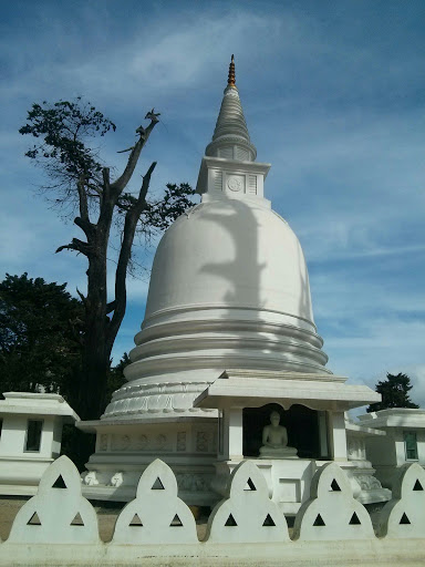 Stupa in Nuwara Eliya