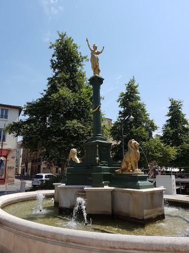 Fontaine aux Lions
