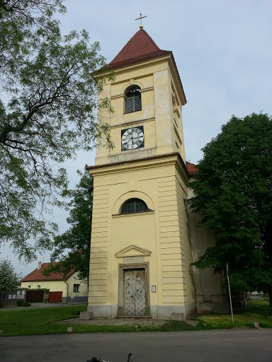 Kostel Lužec Nad Vltavou