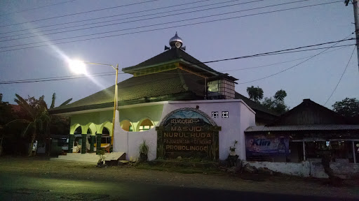 Masjid Nurul Huda Pajurangan - Gending