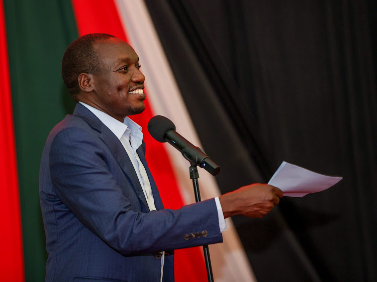 Kisii Governor Simba Arati speaking during a dinner at Kisii State House Lodge on March 23, 2023